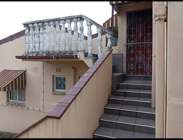 5 BEDROOM HOUSE FOR SALE IN SILVERGLEN